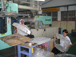 房秋晨公参参观印尼TCL工厂，助力家电维修服务提升